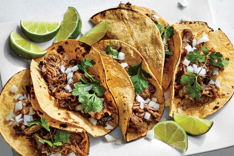 Carnitas: tacos, puerco, michoacán, uruapán…